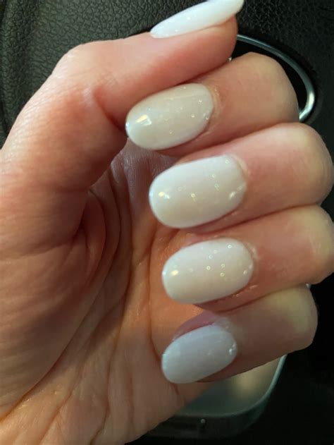 Winter White Nails Vibrant Guide