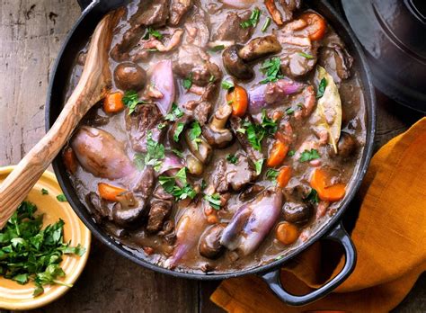 Klassieke Boeuf Bourguignon Recept Allerhande Albert Heijn