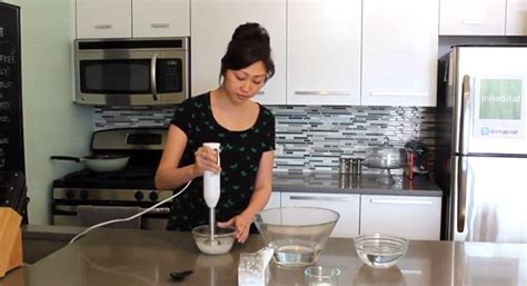 DIY VIDEO: How to Make an Edible Water "Bottle"