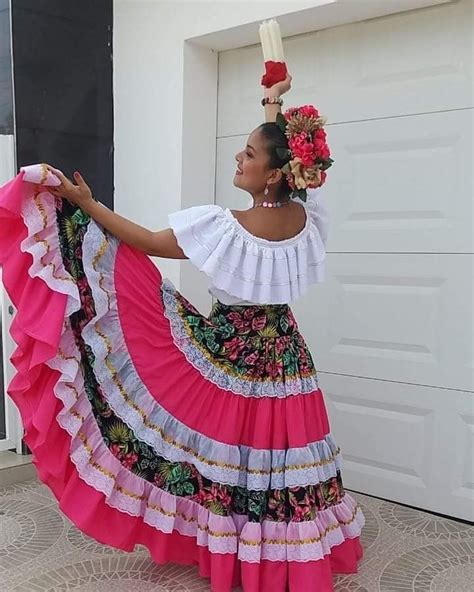 Vestido folclórico del baile del Porro Pelayero y el Fandango Sinuano