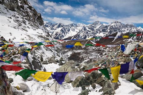 Cho La Pass Bandeiras Da Ora O Himalayas Nepal Foto De Stock