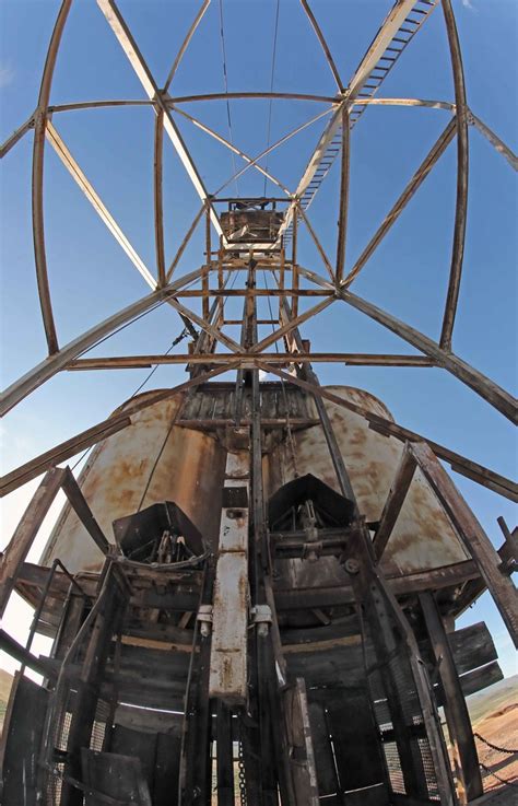 Headframe At The Cordero Mine Headframe And Ore Bins At Th Flickr