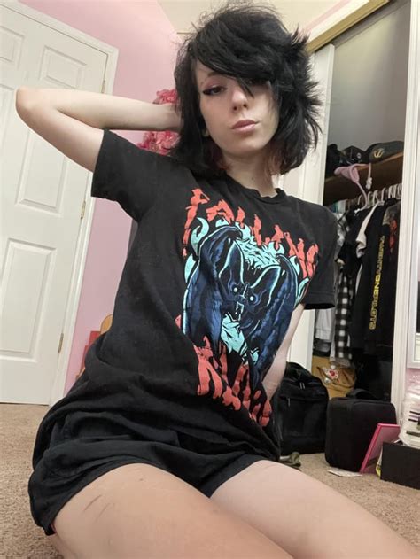 Goth Femboy Thighs Rquagcave