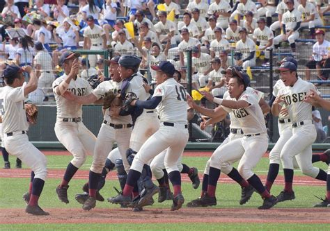 夏の高校野球：全56校 代表決定の瞬間 写真特集4056 毎日新聞