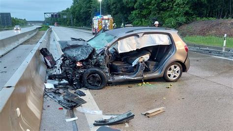 Geisterfahrer Auf A92 Schwerer Unfall Verursacht Autobahn