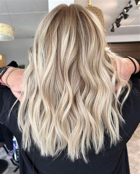 Blonde Hair Inspo Bright Blonde Hair Summer Blonde Hair Blonde Highlights Short Hair