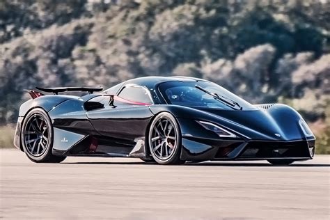 The 1750 HP SSC Tuatara Breaks The World Speed Record For Fastest