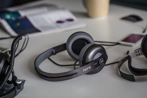 Interview With The Inventor Nura S Adaptive Headphones Turn Our Understanding Of Hearing On Its