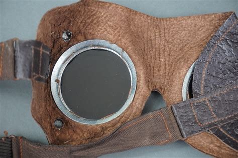 Original German Wwii Un Issued Dust Goggles Motorradbrille With Pouch