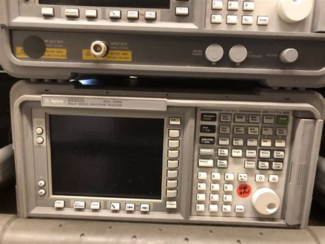 Agilent Spectrum Analyzer E4402B 9kHz 3 0GHz