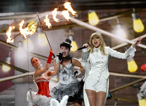 Taylor Swift Opens The Grammys Circus Style Cbs Los Angeles