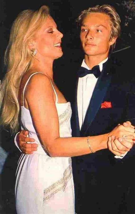 Sylvie VARTAN Et Son Fils David HALLYDAY Johnny Hallyday Sylvie Vartan