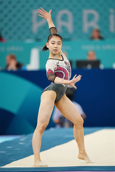 【体操】日本女子が予選突破 1人少ない4人で大きなミスなく全16演技を完遂 体操 パリオリンピック2024写真ニュース 日刊スポーツ