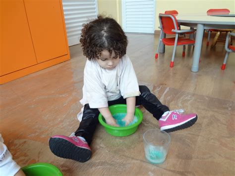 Voc J Pensou Em Brincar De Espuma Colorida Escola Intera O