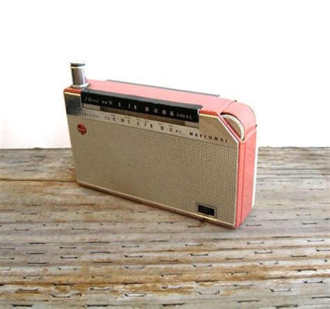 Radio 1950s National 7 Transistor Radio With Leather Case