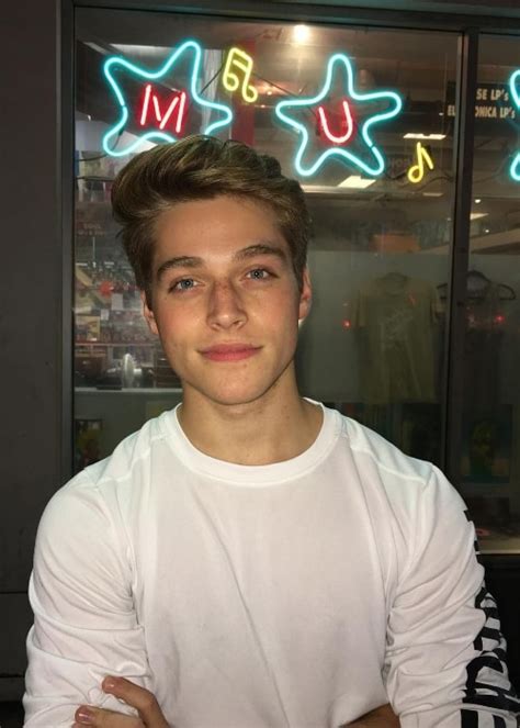 Froy Gutierrez Height, Weight, Age, Family, Facts, Biography