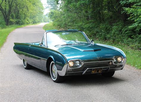 Car Of The Week 1962 Ford Thunderbird Convertible Old Cars Weekly