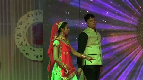 Sangeet Couple Dance Pallo Latke Youtube