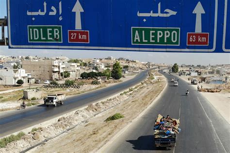 Syrie Le Régime A Ouvert Un Corridor Aux Civils Voulant Fuir La Région Didleb