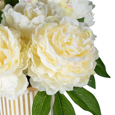 House Of Hampton Peonies Floral Arrangement And Centerpiece In Striped