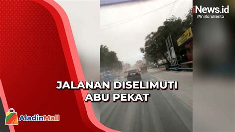 Sejumlah Jalan Di Magelang Diselimuti Abu Pekat Akibat Aktivitas Gunung