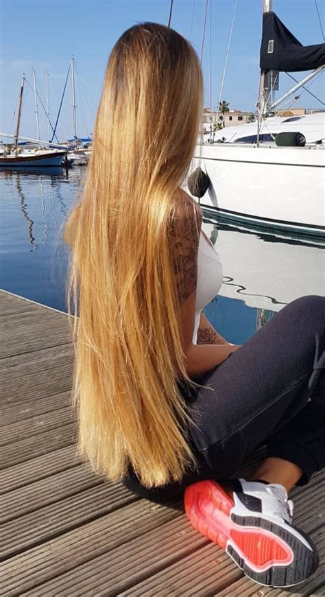 Long Hair Girl Beautiful Long Hair Honey Blonde Hair Blonde Hair