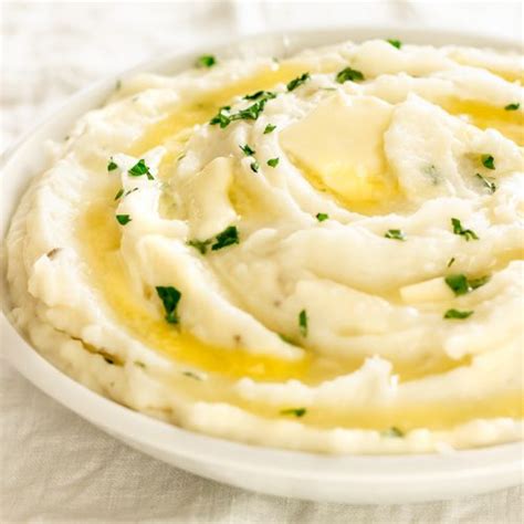 Fluffy And Creamy Mashed Potatoes With Sour Cream Recipe