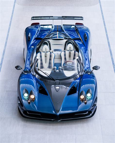 Richard Thompson III - Pagani Zonda HP Barchetta