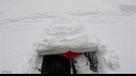 Get the Garant 36" Snow Pusher Now! - DIYable.com