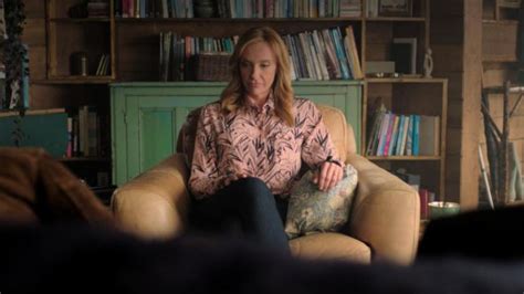 Pink Shirt Printed Of Joy Toni Collette In Wanderlust S01e01 Spotern