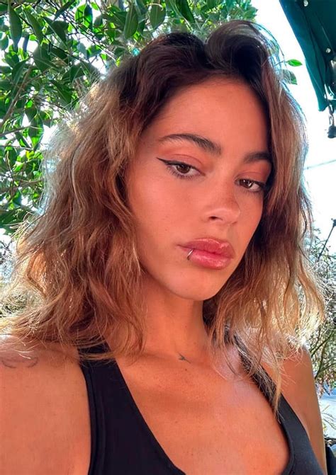 Tini Stoessel Sorprende Con Su Nuevo Corte Bob Foto