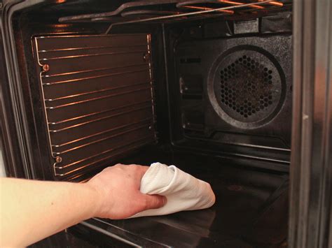 3 Ways to Clean a Convection Oven - wikiHow