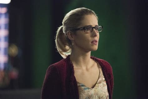 6x09 Irreconcilable Differences” Promotional Stills Felicity Smoak