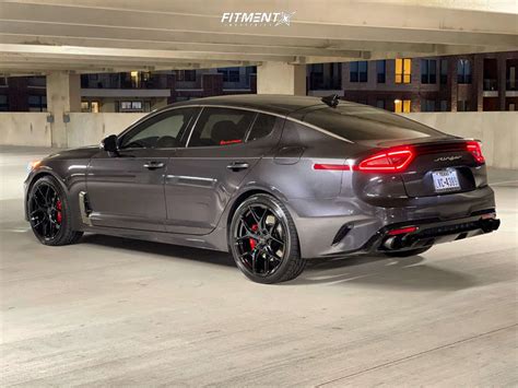 2019 Kia Stinger Gt With 20x9 Vossen Hf5 And Nitto 255x35 On Stock Suspension 1886808