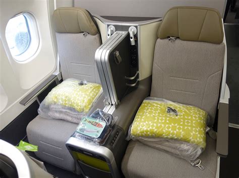 Tap Air Portugal S Snazzy New A321lr Business Class One Mile At A Time