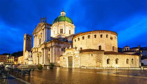 Bergamo E Brescia Vivere Le Due Capitali Della Cultura Di Notte