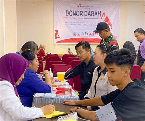 Swiss Belcourt Makassar Gelar Aksi Donor Darah Eline