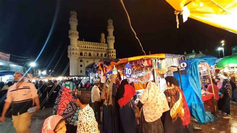 Hyderabad With Days To Eid Ul Fitr Ramzan Shopping Picks Up