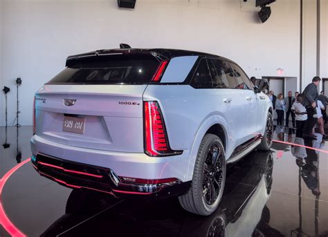 The Cadillac Escalade A Symphony Of Darkness And Luxury