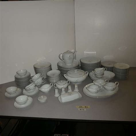 Lot 172 Creative Royal Elegance Fine China Japan 120 Pieces