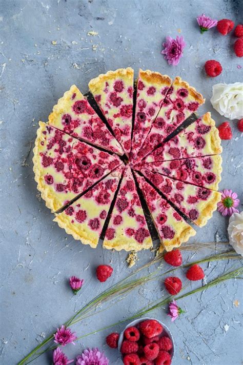 Himbeer Tarte Mit Wei Er Schokolade Creme Knusperst Bchen