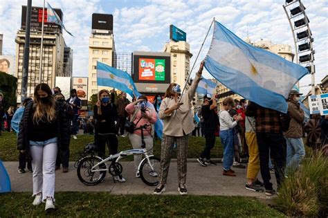 Otra Protesta Contra El Gobierno En El Obelisco Porteño La Nacion