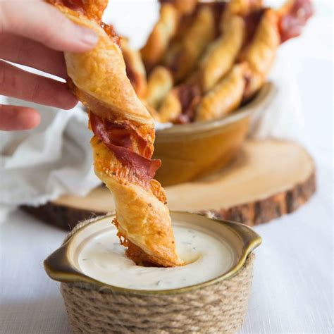 Sweet And Savory Cheesy Bacon Wrapped Puff Pastry Twists Artofit