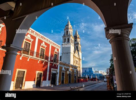 Ciudad historica fortificada campeche fotografías e imágenes de alta