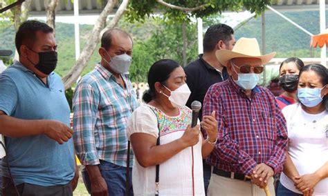 Presidenta De Tecomatl N Entrega Rehabilitaci N Del Kiosco En La