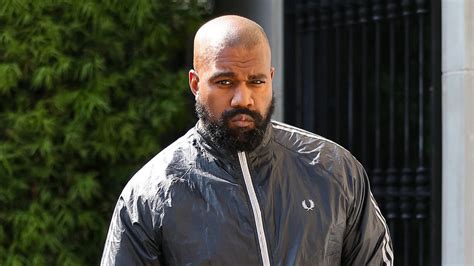 Kanye West Cambia Su Nombre Nuevamente