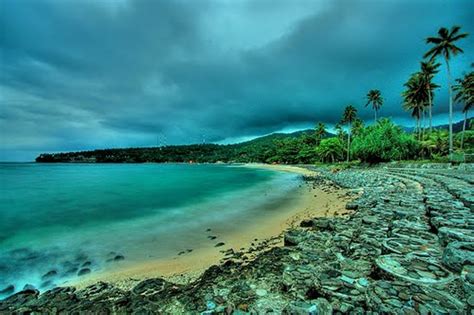 Lombok Island - Senggigi Beach | Paradise