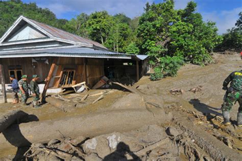 Seluruh Korban Banjir Dan Longsor Di Mandailing Natal Sudah Ditemukan