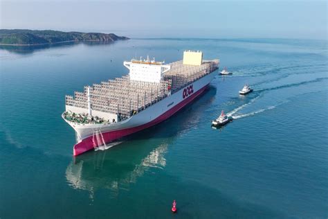 OOCL Unveils Newest 24 188 TEU Eco Friendly Vessel OOCL Denmark