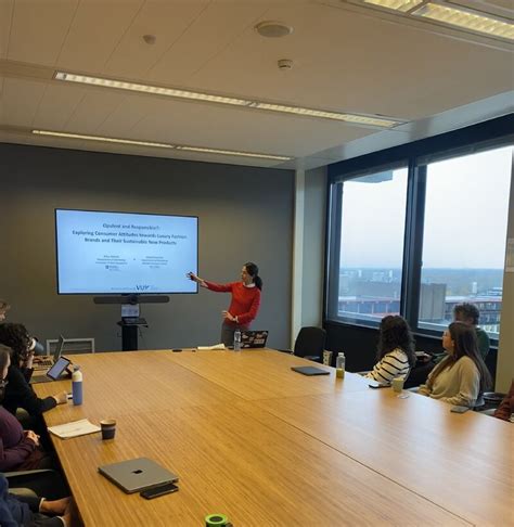 marketing  purpose  vu amsterdam  linkedin research marketing